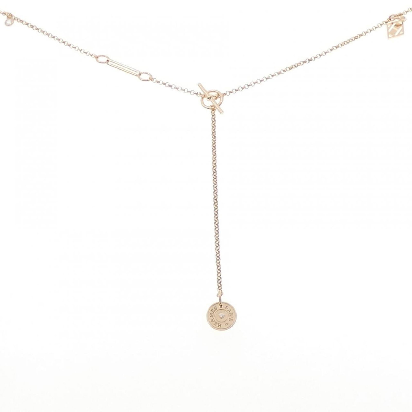 Hermes Gambard Necklace 0.11Ct: Hermes Gambard Necklace 0.11Ct Pink Gold (18K) Diamond Pendant Necklace from Hermes, featuring a 0.11Ct diamond and measuring 141mm x 9.9mm, set in a stylish pendant with a 51cm / 20.07'' neck circumf