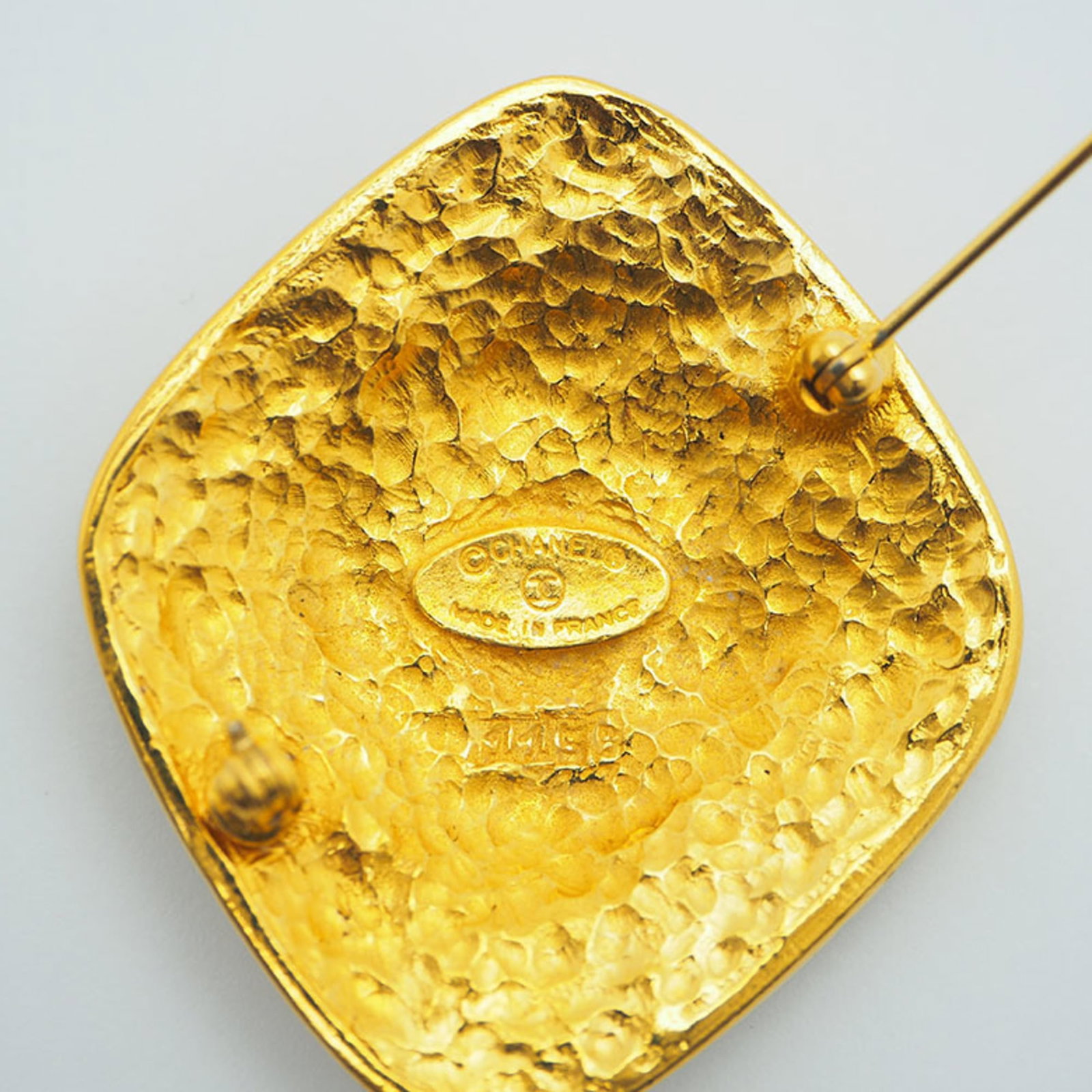 Chanel Brooch - 7