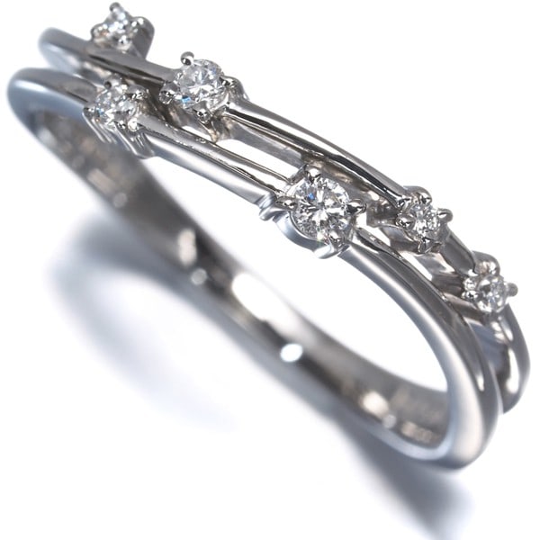 Vendome Ring Diamond 6P Wave Us6.5-6.75 950 Platinum: Vendome Ring Diamond 6P Wave Us6.5-6.75 950 Platinum Vendome Ring Diamond 6P Wave Us6.5-6.75 950 Platinum boasts a stunning natural diamond set in 950 platinum, showcasing exceptional craftsmanship