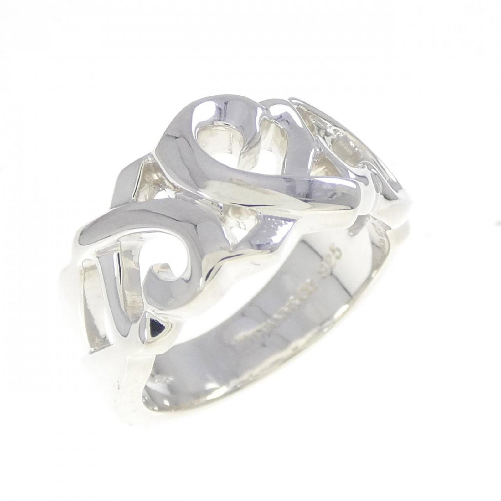 Tiffany Band Ring Silver 925: Tiffany Band Ring Silver 925 Silver 925 band ring from Tiffany, featuring a sleek and modern design. This used item is in like new condition with hardly any traces of usage, making it a great option