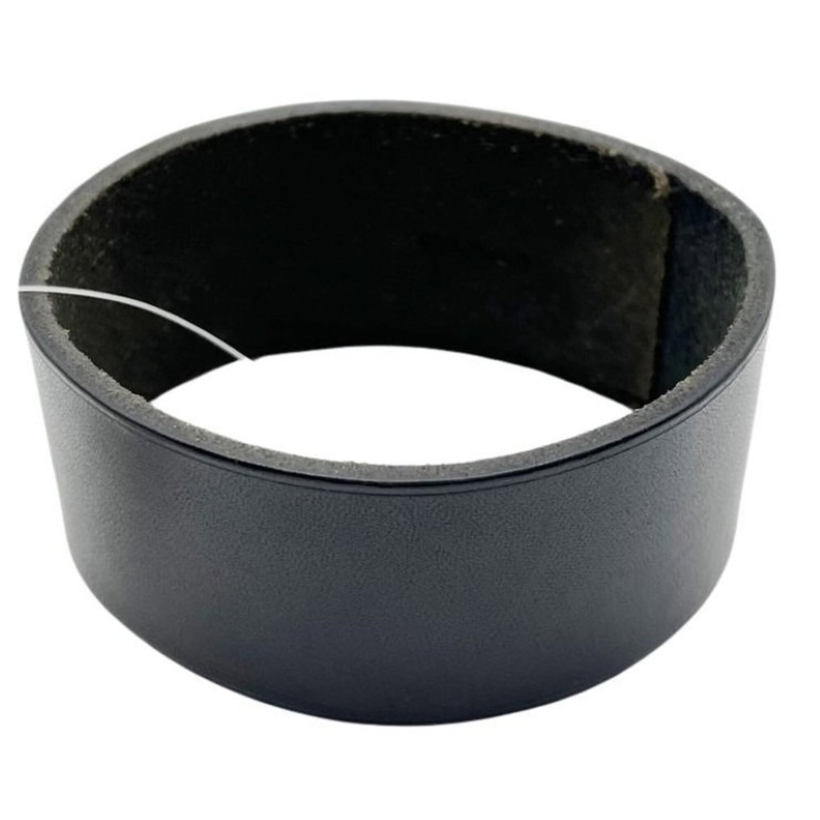 Hermes Charm Bracelet Leather: Hermes Charm Bracelet Leather Black leather charm bracelet from Hermes, featuring a classic fashion style with traces of usage and minor scratches. The 20cm length provides a versatile fit for