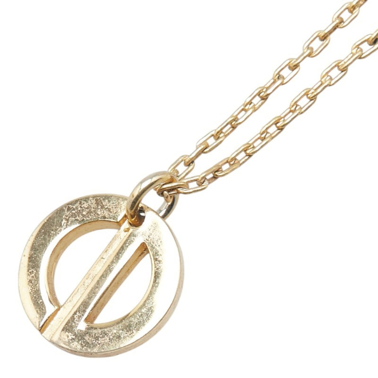 Christian Dior Logo Necklace Gold Plated for Women: Christian Dior Logo Necklace Gold Plated for Women Gold Plated Christian Dior Logo Necklace for Women, 42 cm / 16.53'' Circumference.This gold plated necklace features the iconic Christian Dior logo