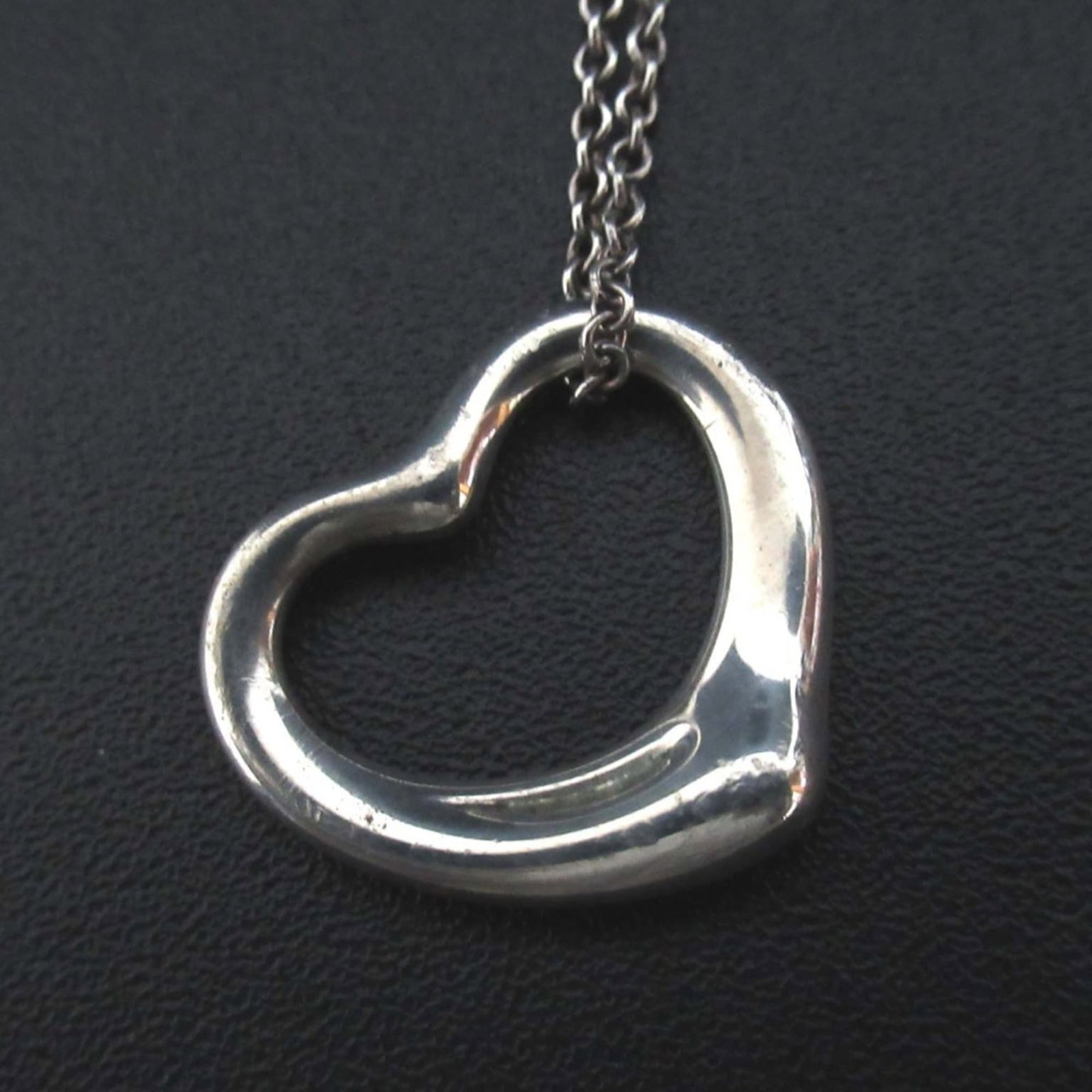 Tiffany Open Elsa Peretti Necklace Heart Pendant 925 Sv Silver Women: Tiffany Open Elsa Peretti Necklace Heart Pendant 925 Sv Silver Women The Elsa Peretti necklace features a heart-shaped pendant made from sterling silver, showcasing the iconic Tiffany & Co. design. Th