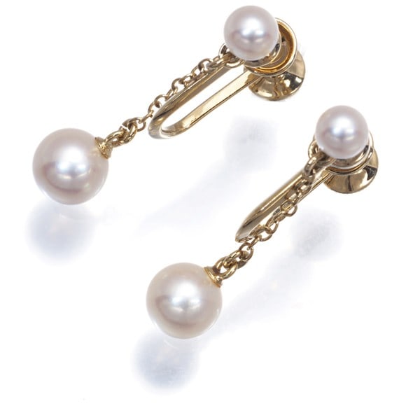Mikimoto Earrings Akoya Pearl 4.0Mm/ 6.0Mm Drop 14K 585 Yellow Gold: Mikimoto Earrings Akoya Pearl 4.0Mm/ 6.0Mm Drop 14K 585 Yellow Gold 14k yellow gold earrings featuring Akoya pearls with a 4.0mm and 6.0mm drop, showcasing the beauty of these high-quality gemstones i