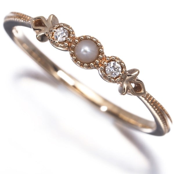 Agete Ring Seed Pearl Freshwater Pearl 2.0Mm Diamond Milgrain Us5 10K Yg: Agete Ring Seed Pearl Freshwater Pearl 2.0Mm Diamond Milgrain Us5 10K Yg The Agete Ring features a stunning 2.0mm Freshwater Pearl as its main stone, set in a beautiful diamond milgrain design on a