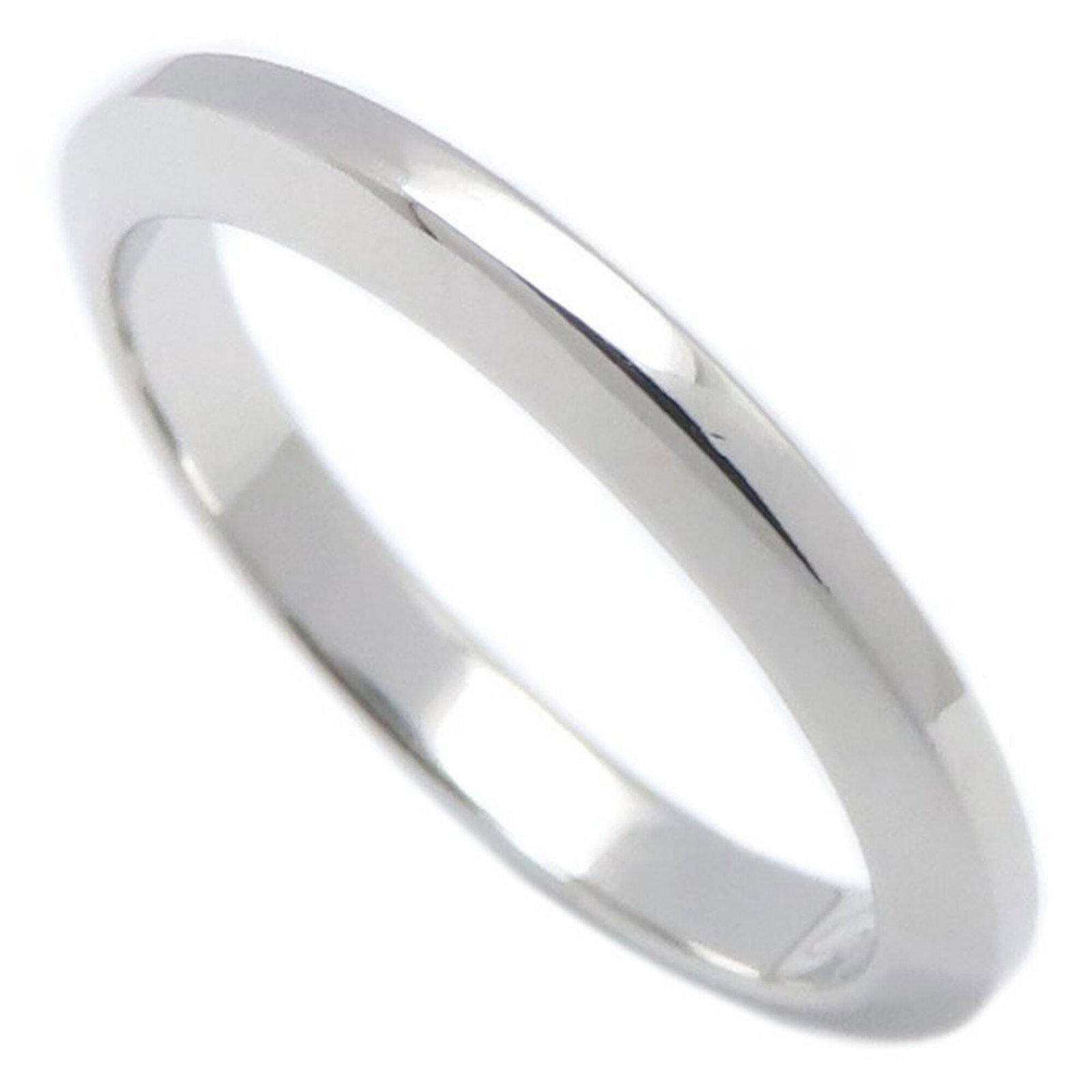Ring Band by Platinum 950: Ring Band by Platinum 950 Platinum 950 band ring from Cartier, featuring a high-quality platinum construction. This used item shows hardly any signs of wear and retains its like-new condition. A nice,