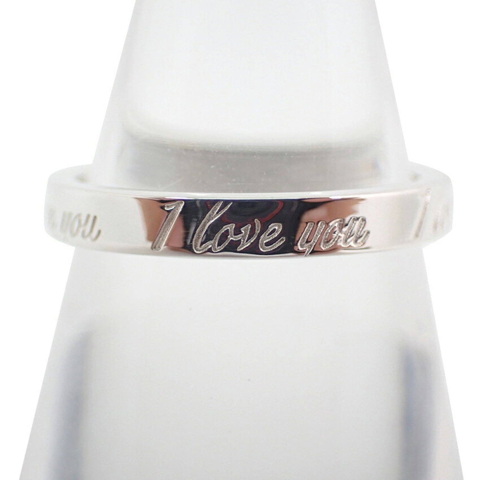 Sterling Silver Ring Tiffany Band: Sterling Silver Ring Tiffany Band Sterling Silver Ring Tiffany Band - A beautiful, like-new condition band ring in sterling silver with a classic design. Made from high-quality 925 material, it featur