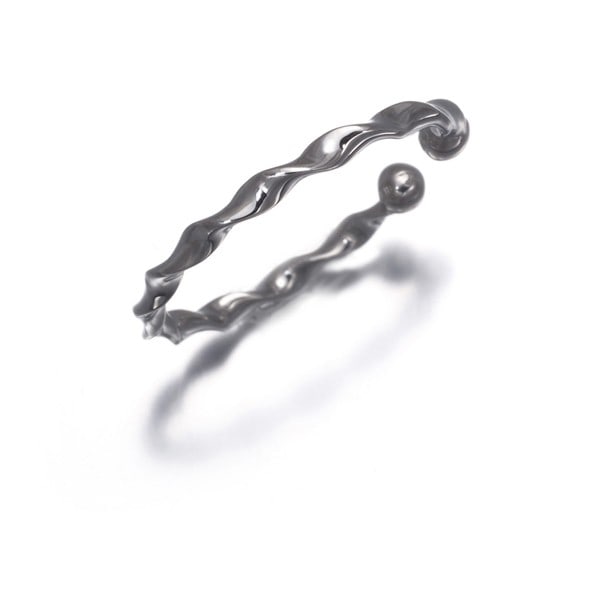 Twist Hoop Ear Cuff Earrings 18K 750 White Gold: Twist Hoop Ear Cuff Earrings 18K 750 White Gold 18k white gold twist hoop ear cuff earrings feature an elegant design with no main stone. Made from high-quality 18k white gold, these earrings