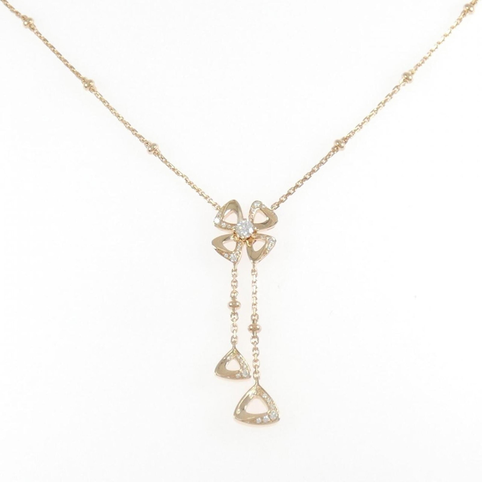 Bvlgari Fiorever Necklace: Bvlgari Fiorever Necklace Pink gold (18K) pendant adorned with a diamond, part of the Bvlgari Fiorever Necklace. This elegant necklace features a unique combination of pink gold and diamond elements,