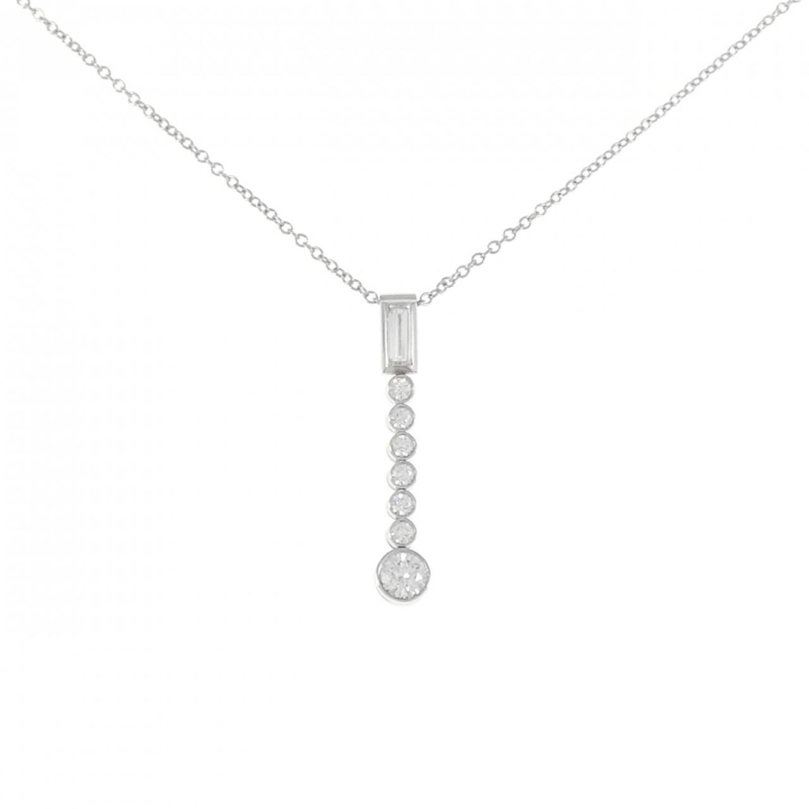 Jazz Drop Necklace Tiffany: Jazz Drop Necklace Tiffany Platinum and diamond come together in the Jazz Drop Necklace Tiffany, a stunning pendant featuring a large diamond set against a platinum background. Measuring 41 cm in