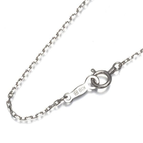 Mikimoto Chain Necklace Cable 40Cm 18K 750 White Gold: Mikimoto Chain Necklace Cable 40Cm 18K 750 White Gold This Mikimoto chain necklace features a 40cm length of 18k white gold cable chain, showcasing the brand's signature craftsmanship. Made from