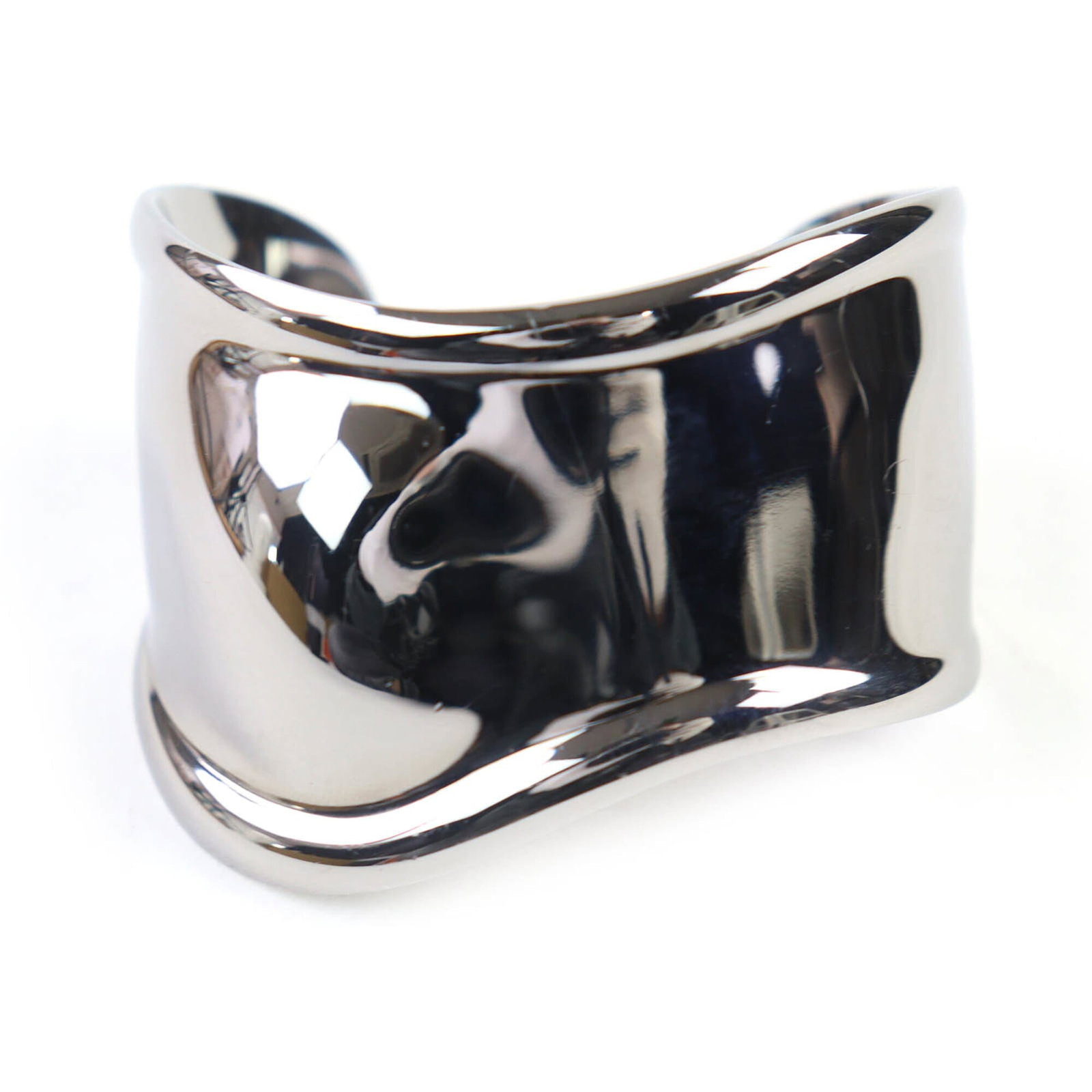 Ruthenium Tiffany Bangle: Ruthenium Tiffany Bangle Ruthenium Tiffany Bangle - A Vintage Silver Bangle with a Unique Touch. This used bangle features ruthenium, a rare and valuable metal, in its silver finish, adding an air of 