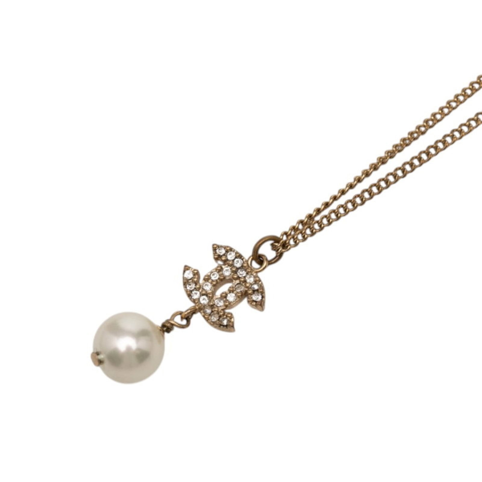 Chanel Coco Mark Necklace A11C Gold Plated Rhinestone Faux Pearl Women'S Chanel: Chanel Coco Mark Necklace A11C Gold Plated Rhinestone Faux Pearl Women'S Chanel Gold Plated Chanel Coco Mark Necklace A11C Features Artificial Pearl and Rhinestone Accents, Available in 44.5 cm Gold