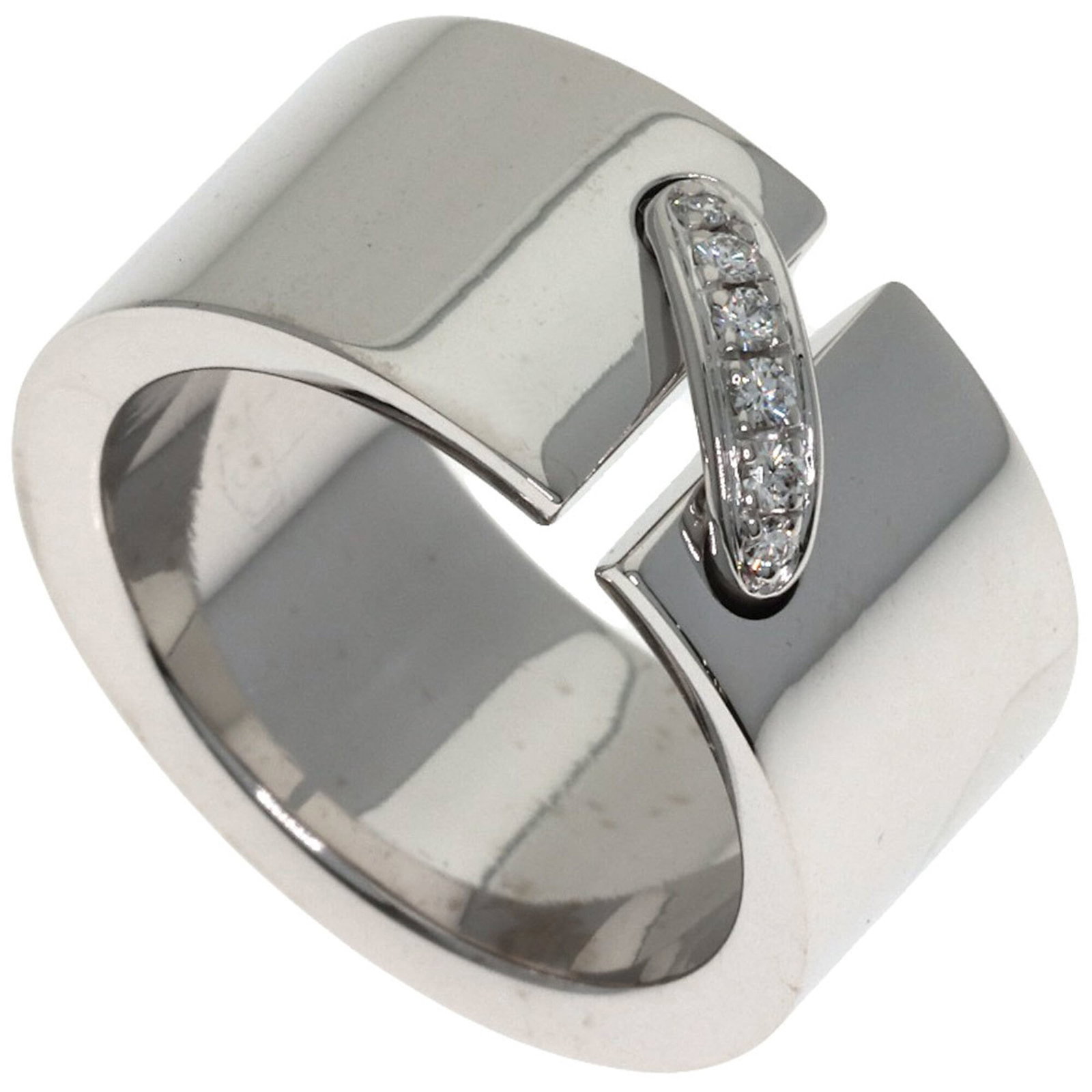 Chaumet Band Ring White Gold (18K): Chaumet Band Ring White Gold (18K) Chaumet's iconic band ring showcases elegant simplicity in 18K white gold, adorned with a diamond. This versatile design suits various styles and occasions. With