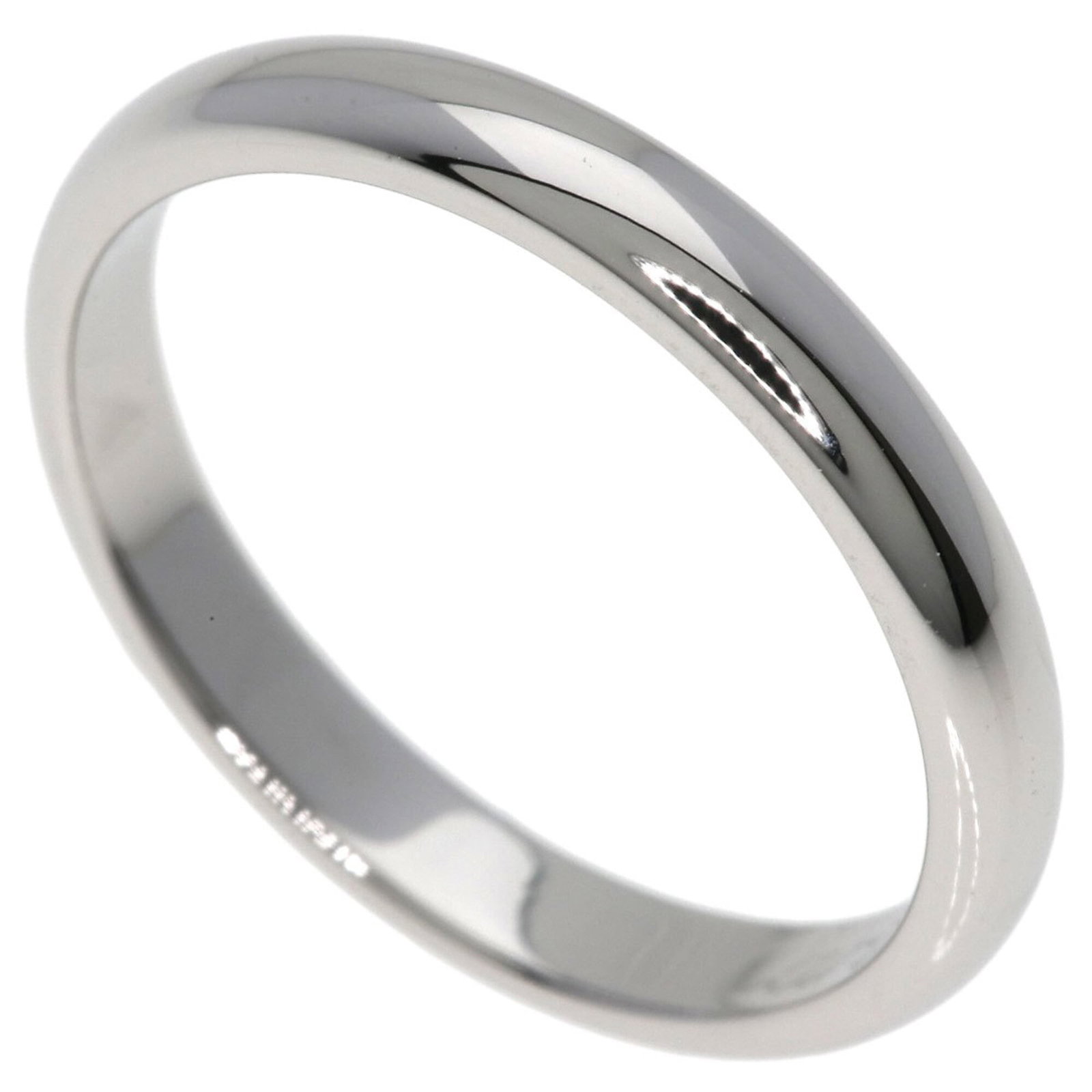 Cartier Band Ring: Cartier Band Ring Cartier Band Ring, made from platinum with a 950 purity mark, features a sleek design with a width of 2.5mm and weighs 2.9g. The ring bears a signature but no information is
