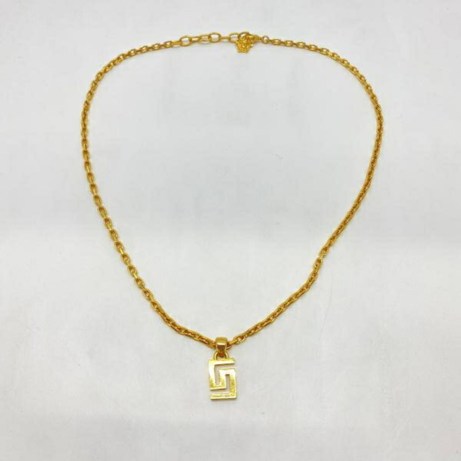 Medusa Greca Versace Gold Color (1 of 6)