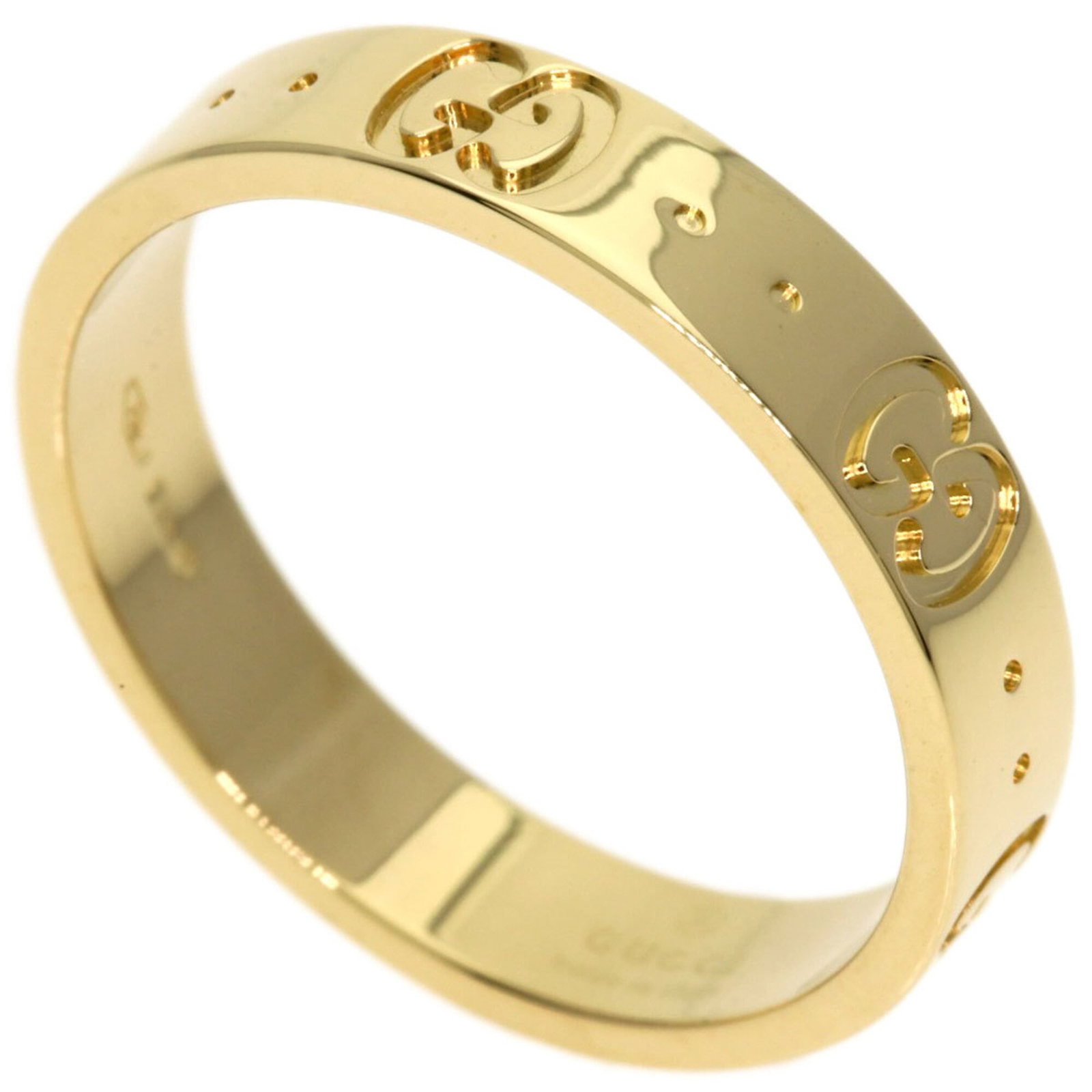 Gucci Band Ring Yellow Gold (18K): Gucci Band Ring Yellow Gold (18K) Yellow gold (18K) band ring from Gucci, featuring a classic design with subtle details. This used item shows some signs of wear, including a few scratches and minor d