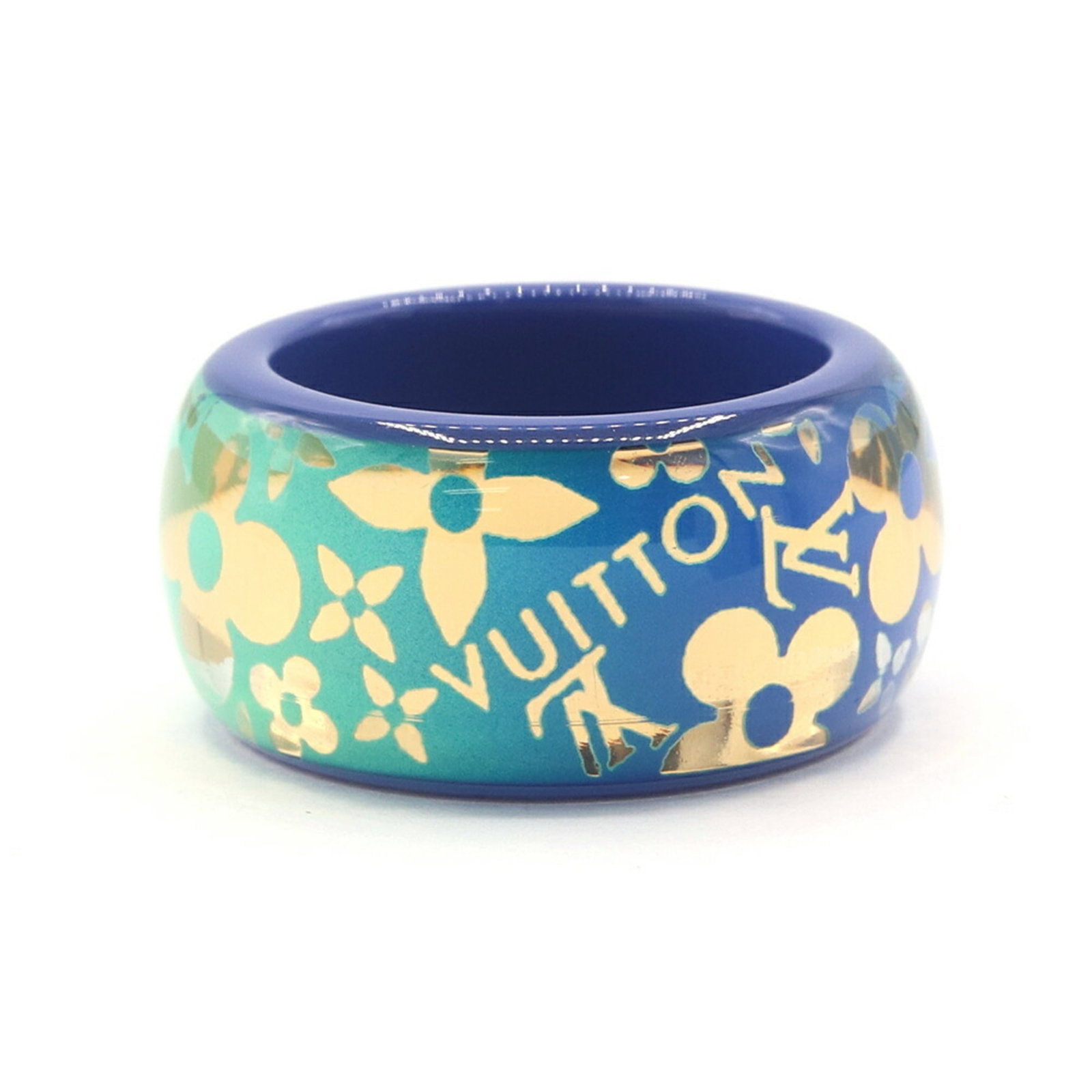 Louis Vuitton resin ring band: Louis Vuitton resin ring band Resin ring band from Louis Vuitton features a blue hue and measures 12mm in width, weighing 5.3g. Made from resin material, it bears a signature but details on the owner
