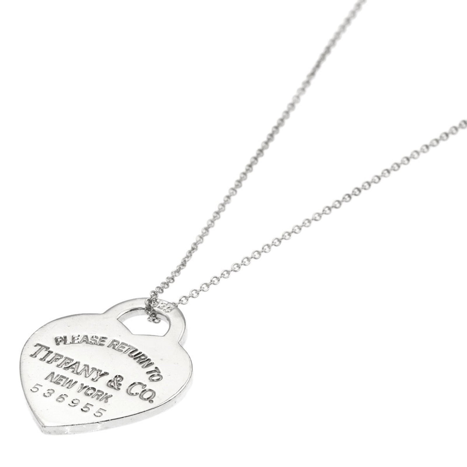 Return to heart tag necklace silver women's return: Return to heart tag necklace silver women's return Silver Tiffany necklace with return to heart tag, featuring a 44cm adjustable chain and a 25.2mm x 20.4mm pendant, bearing a few traces of usage and 
