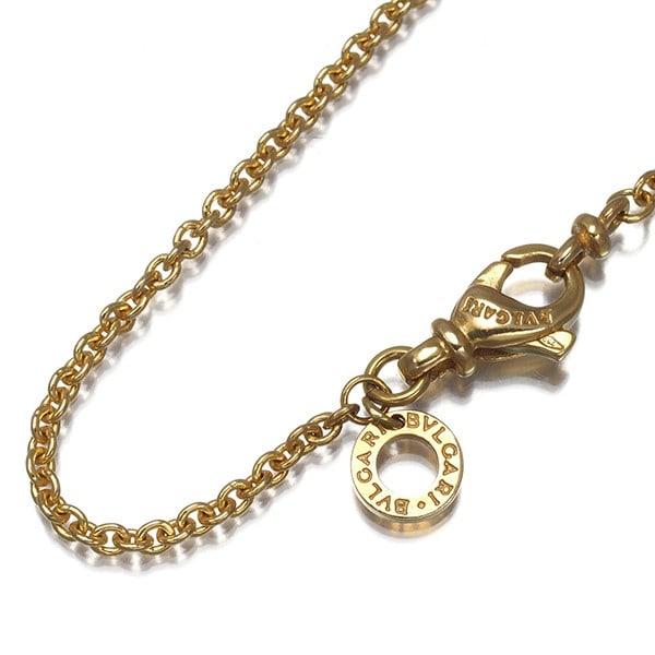 Bvlgari Chain Necklace 40Cm 18K 750 Yellow Gold: Bvlgari Chain Necklace 40Cm 18K 750 Yellow Gold Bvlgari's iconic chain necklace boasts 40cm of 18k yellow gold, showcasing the luxury brand's signature style. This elegant piece features no main stone
