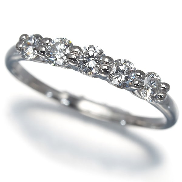 Monnickendam Ring Diamond 0.503Ct 5P Us6-6.25 900 Platinum: Monnickendam Ring Diamond 0.503Ct 5P Us6-6.25 900 Platinum The Monnickendam Ring boasts a stunning 0.503 carat diamond, set in 900 platinum for a luxurious touch. This natural diamond ring features