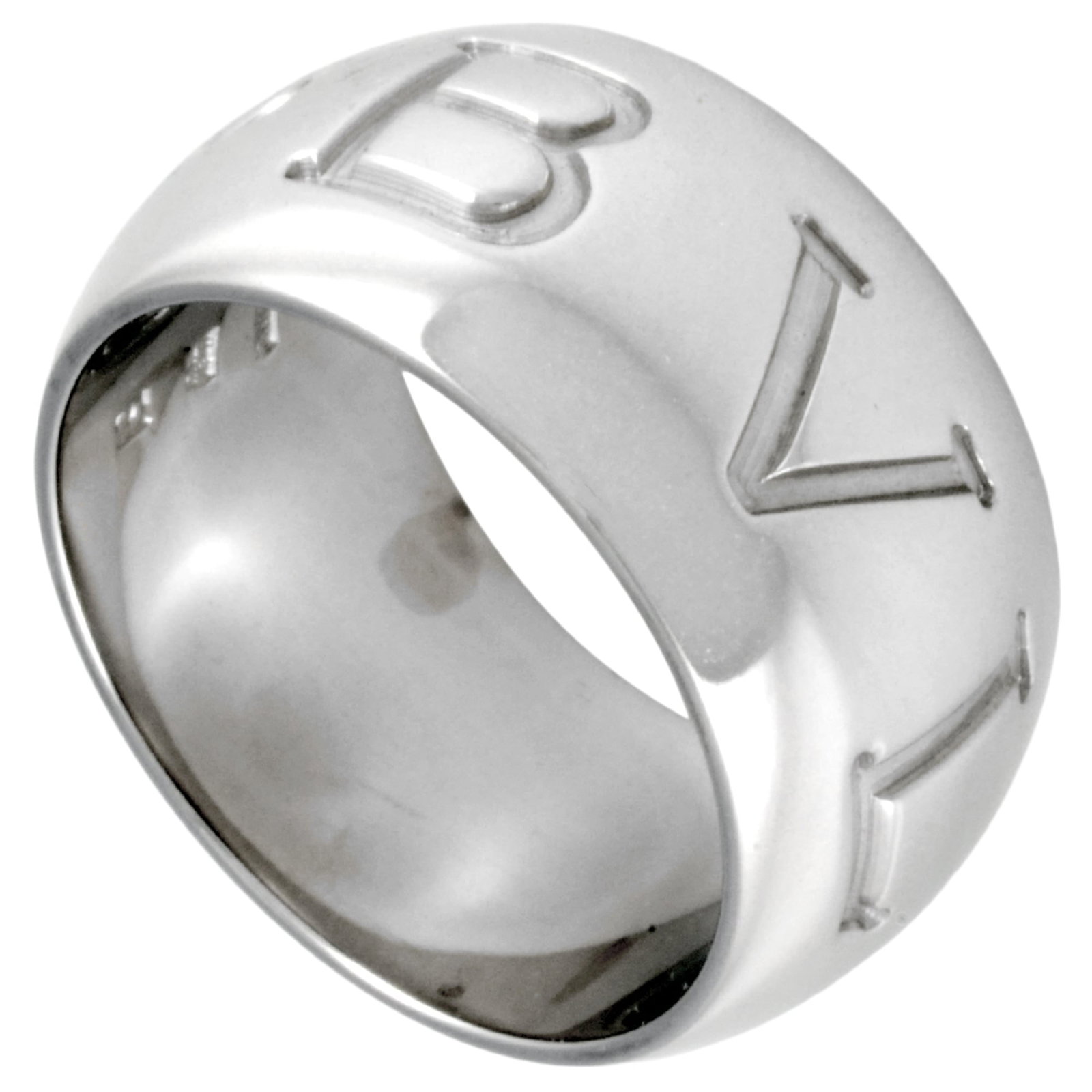 Bvlgari Band Ring White Gold (18K): Bvlgari Band Ring White Gold (18K) Bvlgari Band Ring White Gold (18K) - A stylish and elegant band ring in white gold, featuring the iconic Bvlgari brand. This 18K white gold ring boasts a sleek desig