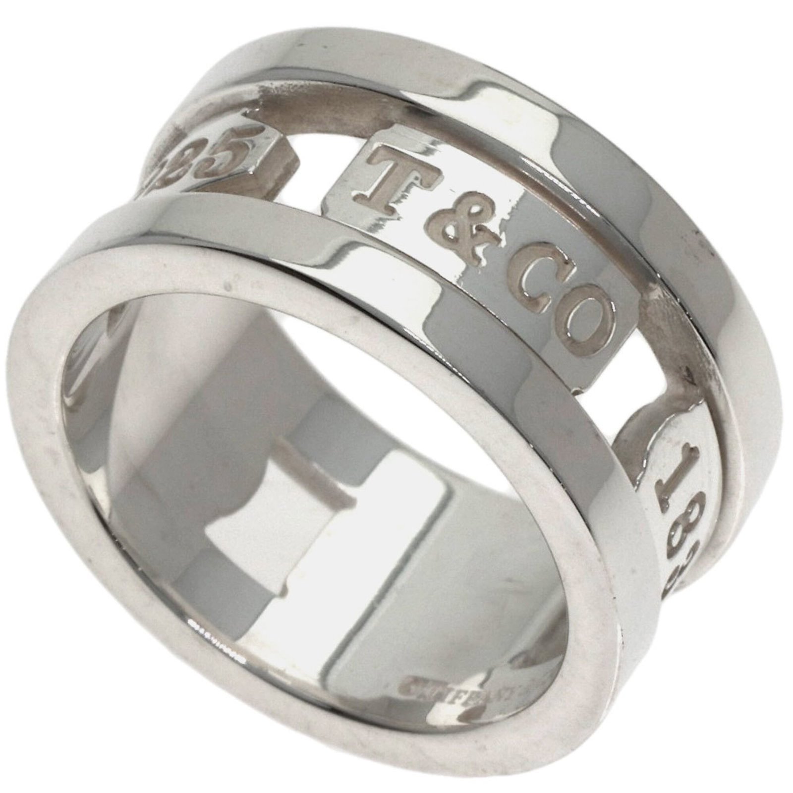 Silver Ring Tiffany Band: Silver Ring Tiffany Band Silver Ring Tiffany Band, a beautiful and elegant piece, bears the signature of its creator. Made from high-quality silver, this band features a classic design that suits wome