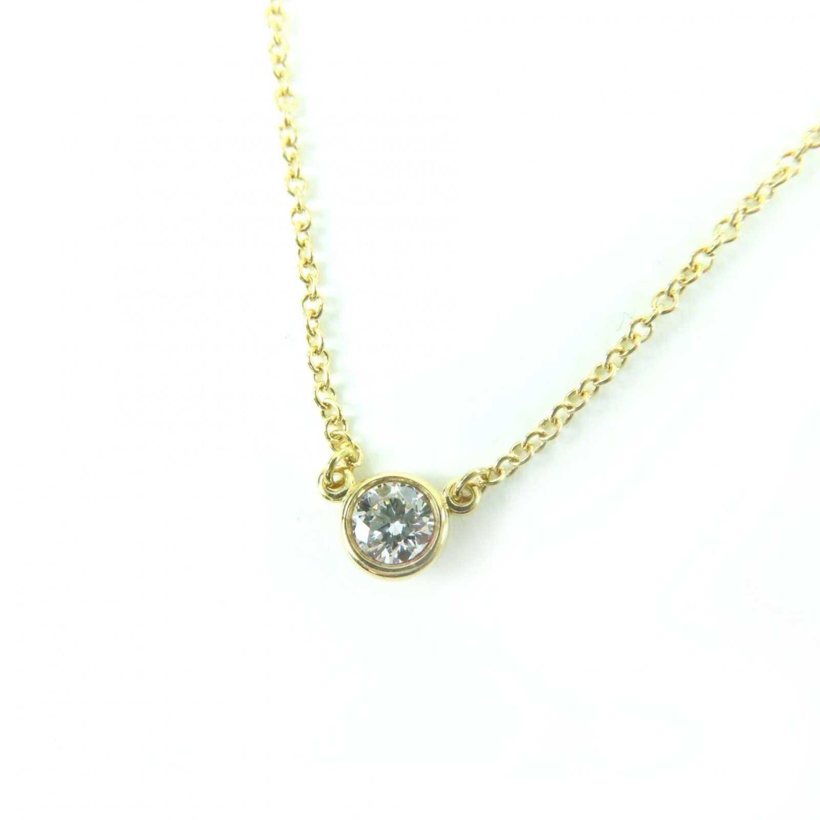 Tiffany&Co. Tiffany & Co. Elsa Peretti Diamond By The Yard Single Pendant 750 0.12Ct K18 (Yg): Tiffany&Co. Tiffany & Co. Elsa Peretti Diamond By The Yard Single Pendant 750 0.12Ct K18 (Yg) Single pendant featuring Elsa Peretti's iconic design, crafted from 18K gold and adorned with a 0.12