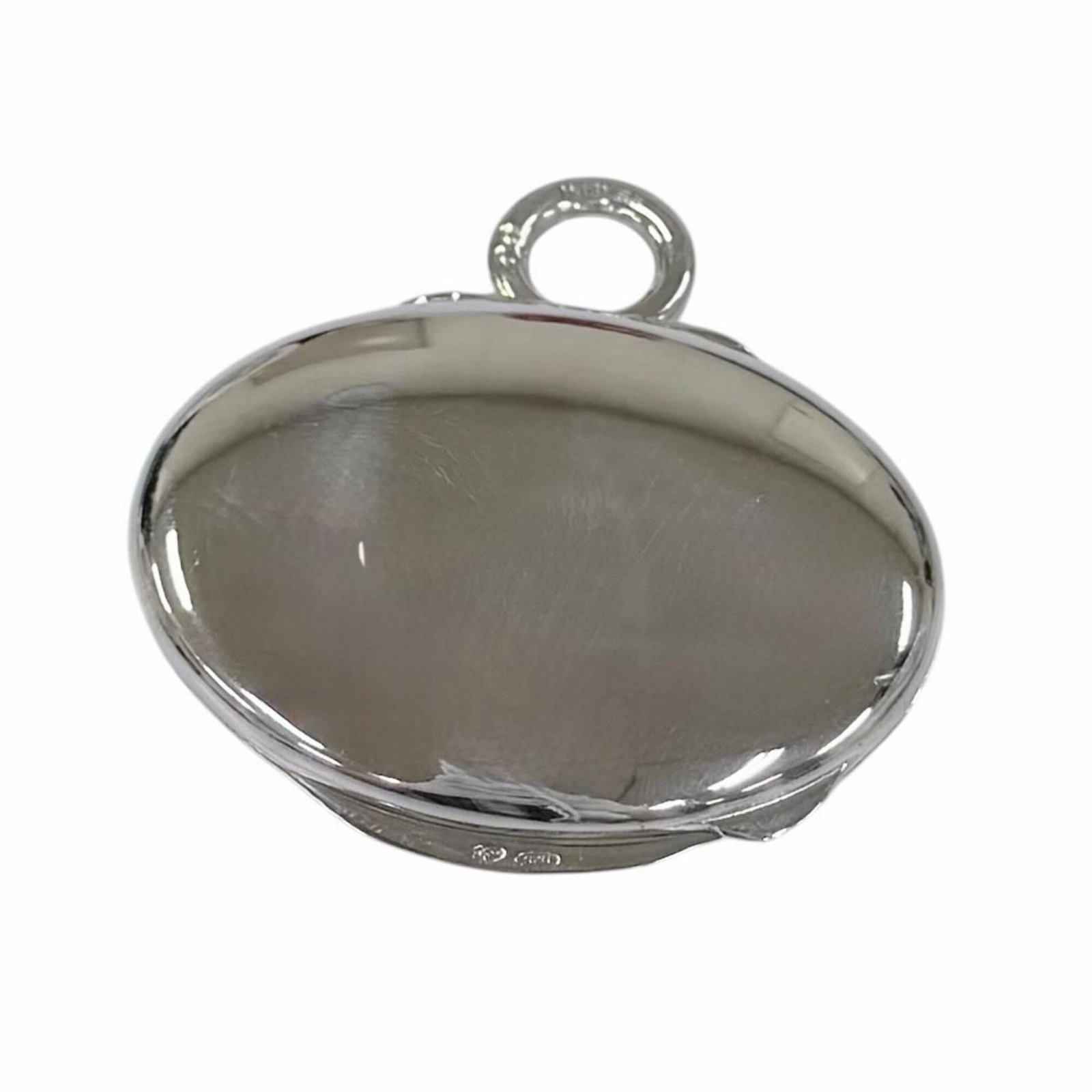 Hermes 925 Pill Case Leather Pendant Necklace Silver Weight 22.2G Women'S: Hermes 925 Pill Case Leather Pendant Necklace Silver Weight 22.2G Women'S Silver 925 Leather Pendant Necklace from Hermes, featuring a unique combination of silver and leather. The necklace boasts a