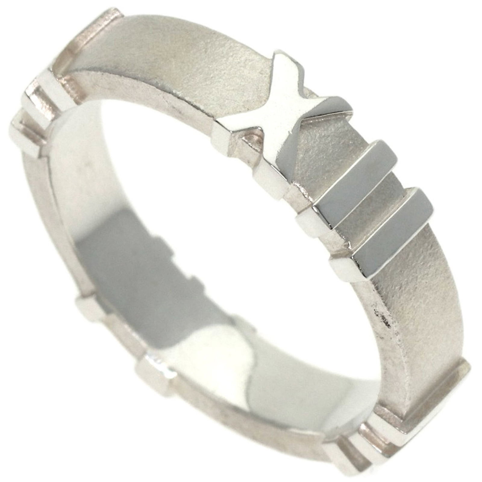 Tiffany Band Ring: Tiffany Band Ring Silver Tiffany band ring with a 4.4mm width, suitable for women's US size 6.5, bearing a signature and weighing 3.8g. The ring has some scratches and dirt but is in very good