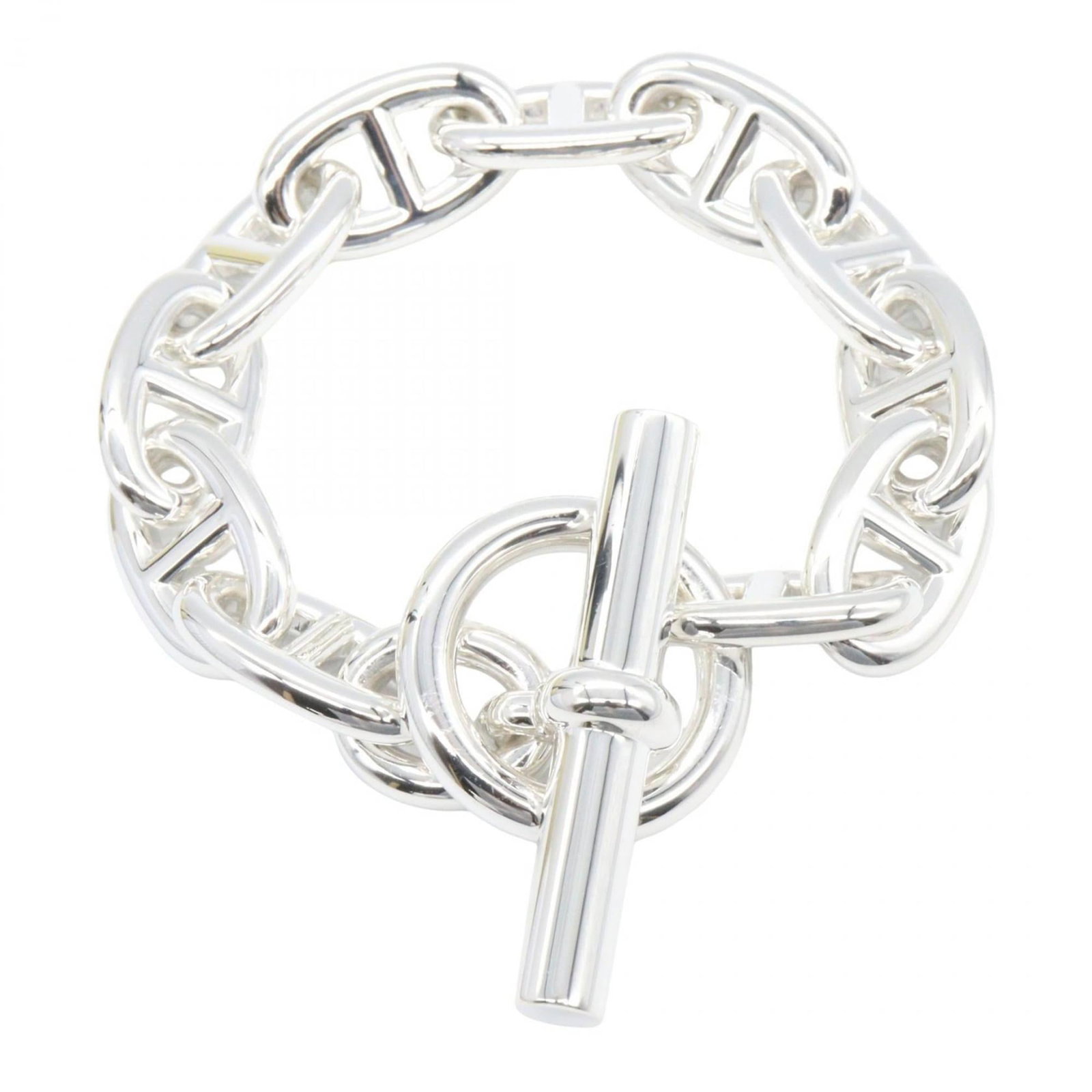 Silver Charm Bracelet 925 by Hermes: Silver Charm Bracelet 925 by Hermes Silver Charm Bracelet 925 by Hermes - A stylish and elegant accessory, this charm bracelet features a silver 925 material with a sleek design. Measuring 16.5cm in