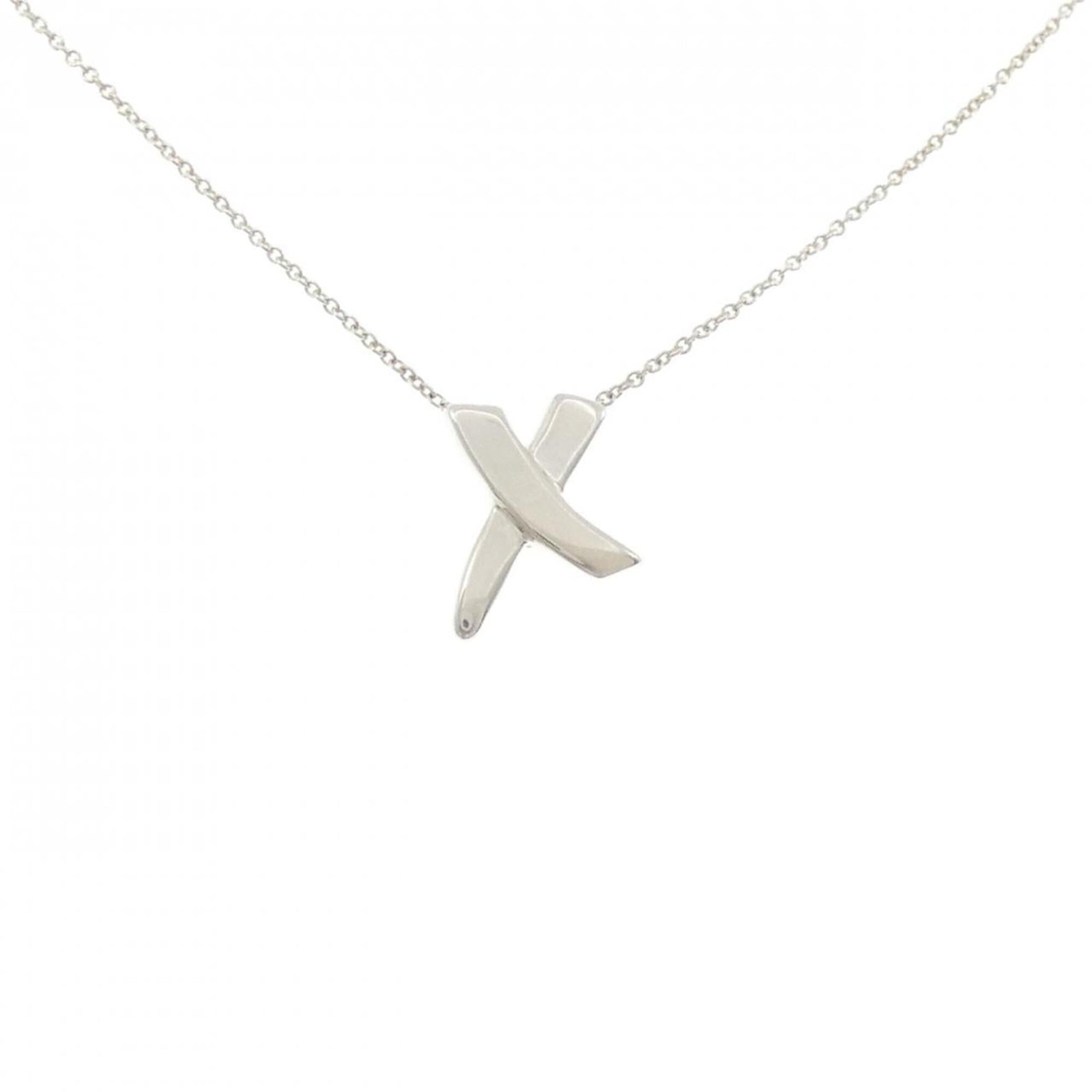 Kiss Tiffany Necklace: Kiss Tiffany Necklace Silver Tiffany Necklace Pendant, 42 cm adjustable neck circumference, featuring a 14.5mm x 11.5mm pendant with a silver 925 material and nice condition, hardly any traces of