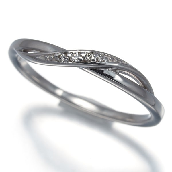 Diamond Us5.5-5.75 416 White Gold: Diamond Us5.5-5.75 416 White Gold Diamond Us5.5-5.75 416 White Gold - A stunning natural diamond ring in 10k white gold, featuring a beautiful 416-cut main stone. This elegant piece boasts a classic