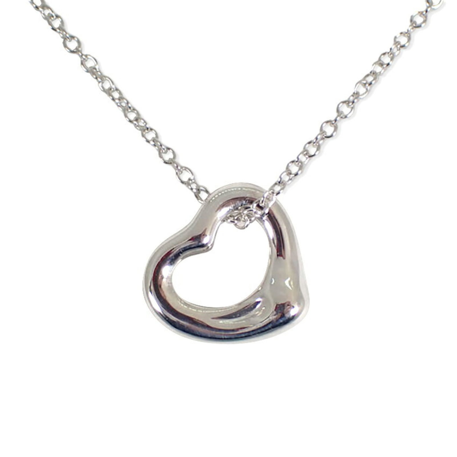 Tiffany 925 Heart Pendant Necklace: Tiffany 925 Heart Pendant Necklace Sterling silver 925 heart pendant necklace in excellent condition, bearing the iconic Tiffany brand. The necklace features a 10mm x 11mm pendant with a 41 cm / 16.14