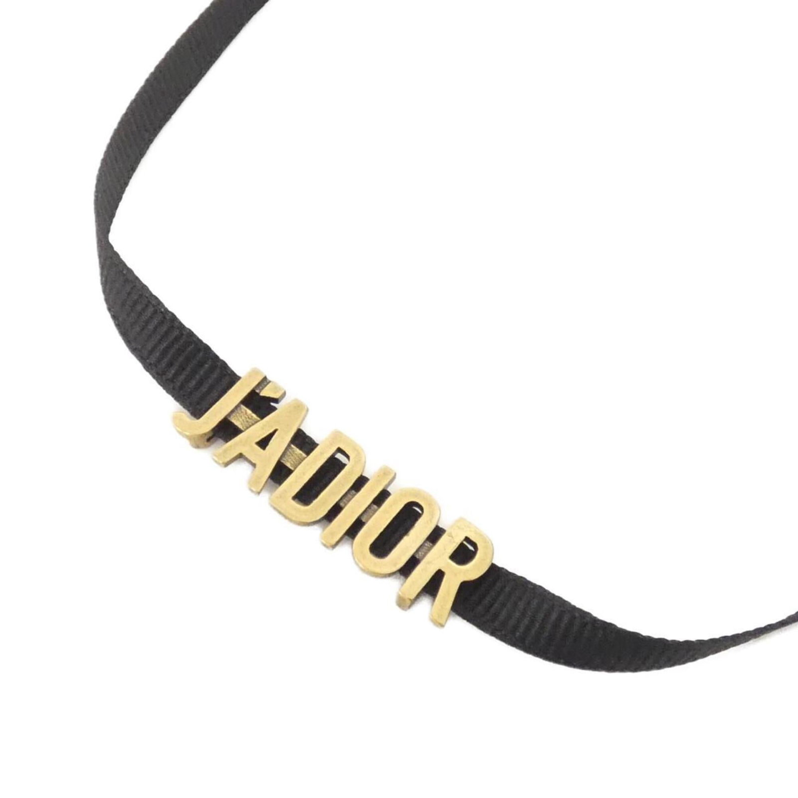 Christian Dior J'Adior N0681Adrmt Choker: Christian Dior J'Adior N0681Adrmt Choker The Christian Dior J'Adior N0681Adrmt Choker boasts sleek, modern design with a touch of luxury. This black and gold choker features a small pendant measuring