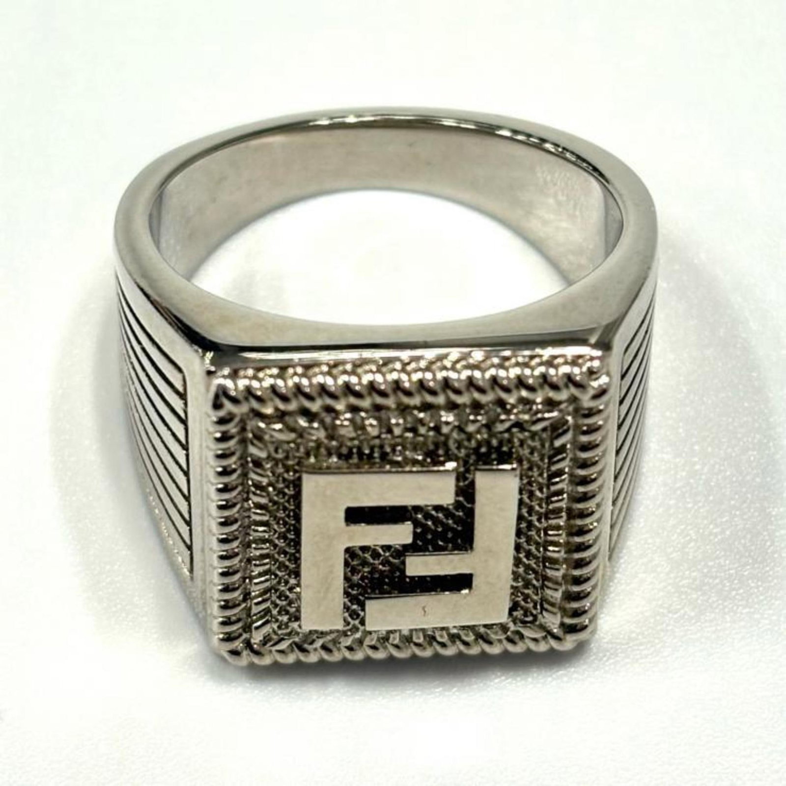 Fendi Band Ring - 4