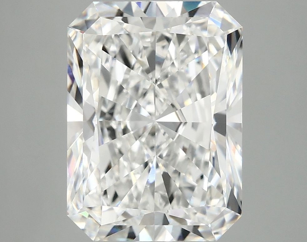 IGI Radiant 4.9ct E VVS2 - Loose Lab Diamond: IGI Radiant 4.9ct E VVS2 - Loose Lab Diamond Item Specifics: Source: This Is A Real Diamond Grown In A Lab Not Mined. Carat: 4.9 Cut: - Color: E Clarity: VVS2 Polish: EX Symmetry: EX Measurements: 11.