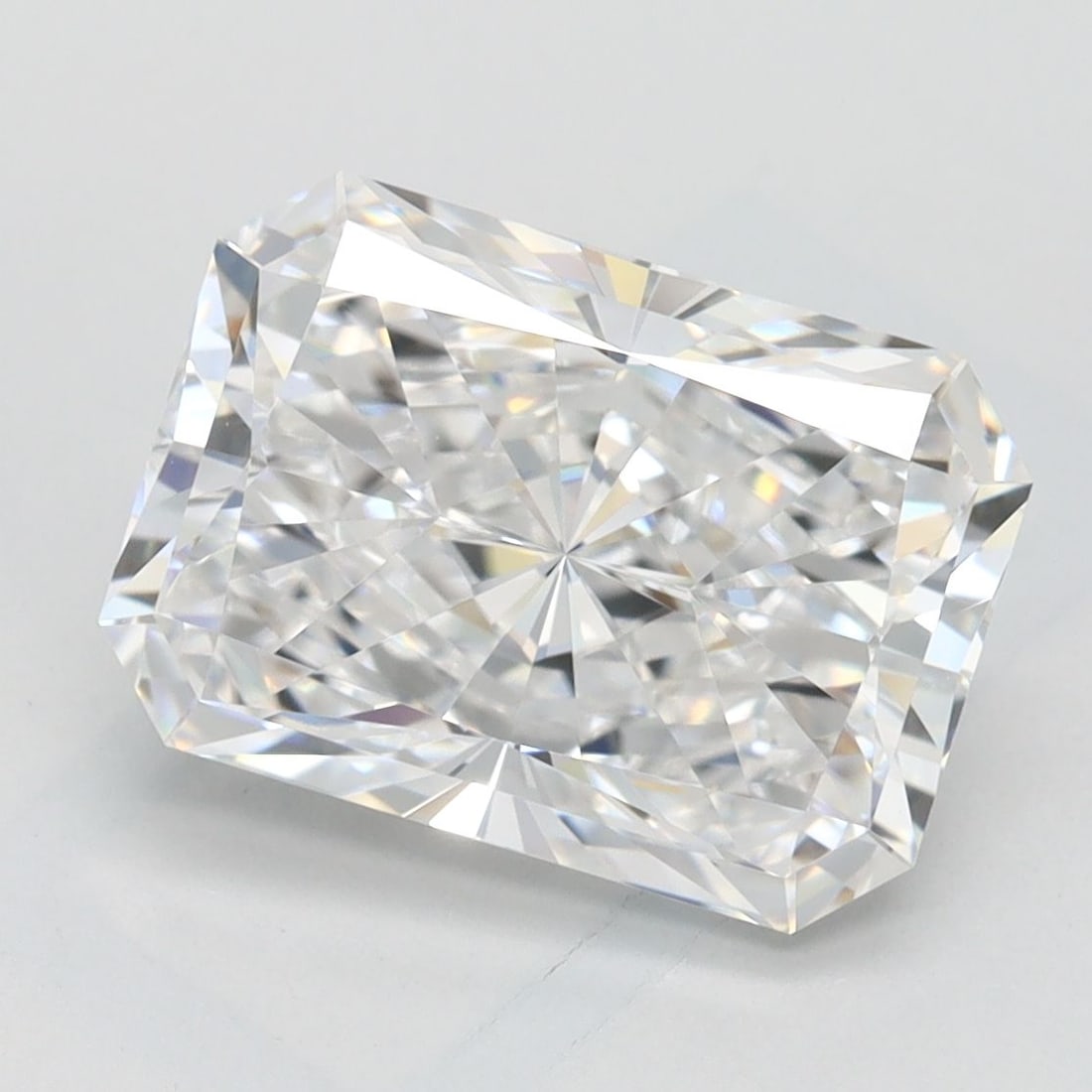 IGI Radiant 3.18ct D IF - Loose Lab Diamond: IGI Radiant 3.18ct D IF - Loose Lab Diamond Item Specifics: Source: This Is A Real Diamond Grown In A Lab Not Mined. Carat: 3.18 Cut: - Color: D Clarity: IF Polish: EX Symmetry: EX Measurements: 10.24