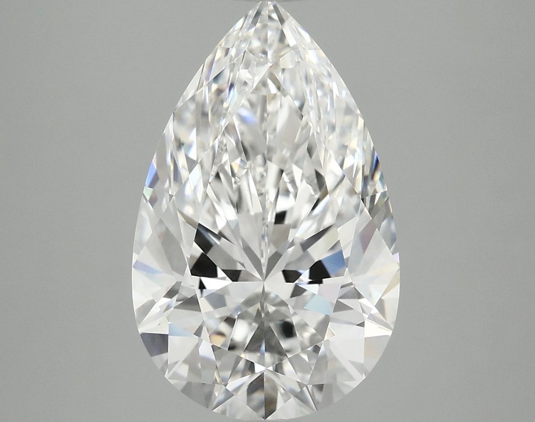 IGI Pear 4.07ct E VVS2 - Loose Lab Diamond: IGI Pear 4.07ct E VVS2 - Loose Lab Diamond Item Specifics: Source: This Is A Real Diamond Grown In A Lab Not Mined. Carat: 4.07 Cut: - Color: E Clarity: VVS2 Polish: EX Symmetry: EX Measurements: 13.9