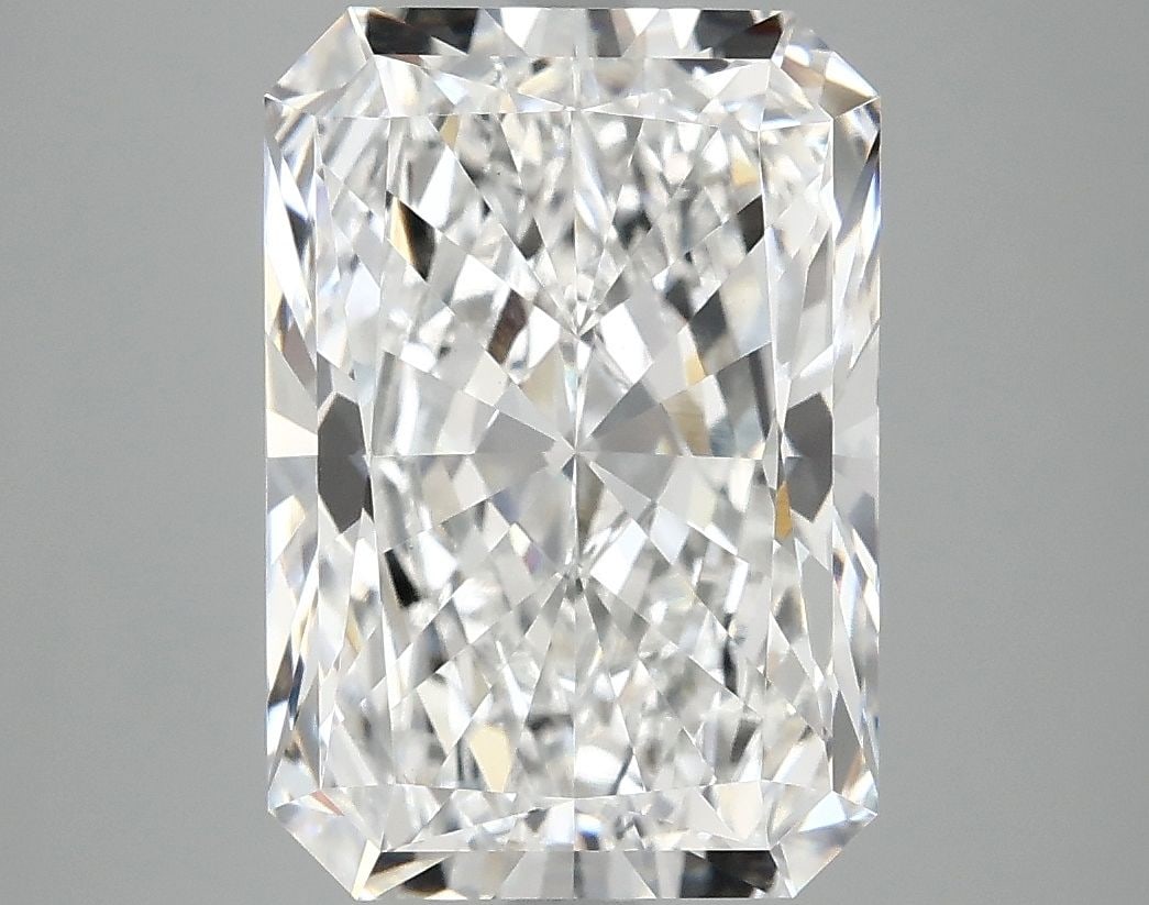 IGI Radiant 4.99ct E VVS2 - Loose Lab Diamond: IGI Radiant 4.99ct E VVS2 - Loose Lab Diamond Item Specifics: Source: This Is A Real Diamond Grown In A Lab Not Mined. Carat: 4.99 Cut: - Color: E Clarity: VVS2 Polish: EX Symmetry: EX Measurements: 1