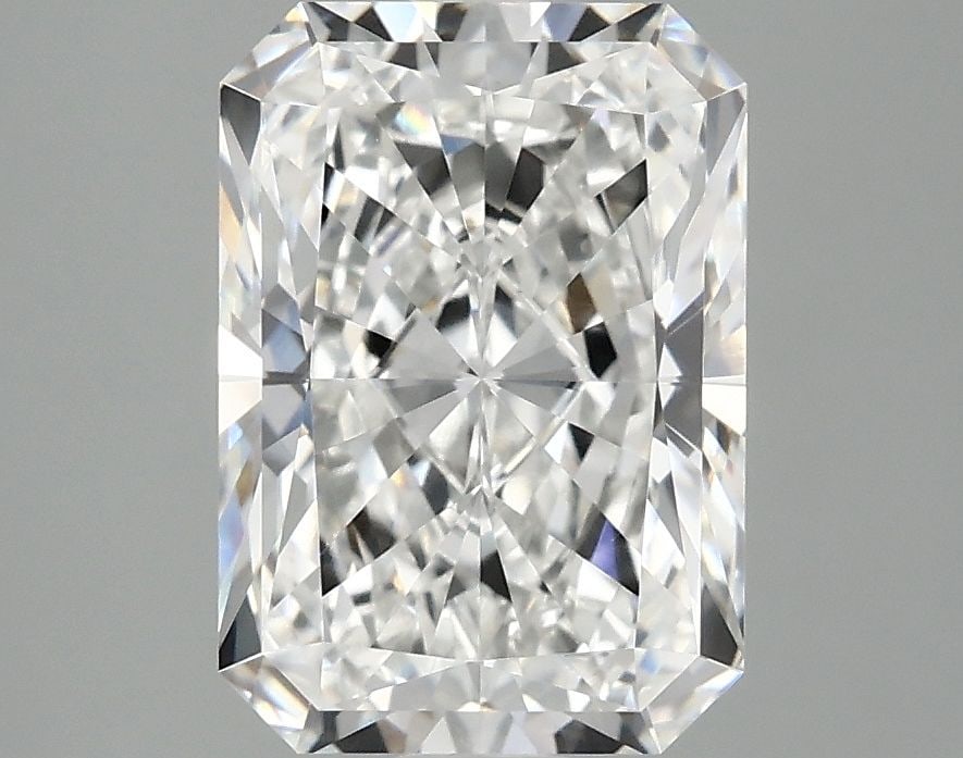 IGI Radiant 3.1ct E VVS2 - Loose Lab Diamond: IGI Radiant 3.1ct E VVS2 - Loose Lab Diamond Item Specifics: Source: This Is A Real Diamond Grown In A Lab Not Mined. Carat: 3.1 Cut: - Color: E Clarity: VVS2 Polish: EX Symmetry: EX Measurements: 10.