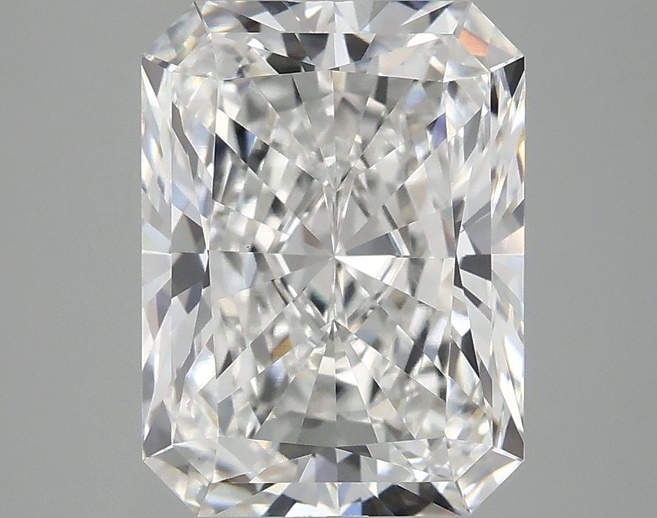 IGI Radiant 3.82ct E VVS2 - Loose Lab Diamond: IGI Radiant 3.82ct E VVS2 - Loose Lab Diamond Item Specifics: Source: This Is A Real Diamond Grown In A Lab Not Mined. Carat: 3.82 Cut: - Color: E Clarity: VVS2 Polish: EX Symmetry: EX Measurements: 1