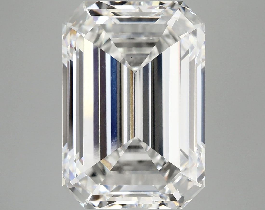 IGI Emerald 11.2ct F VVS2 - Loose Lab Diamond: IGI Emerald 11.2ct F VVS2 - Loose Lab Diamond Item Specifics: Source: This Is A Real Diamond Grown In A Lab Not Mined. Carat: 11.2 Cut: - Color: F Clarity: VVS2 Polish: EX Symmetry: EX Measurements: 1