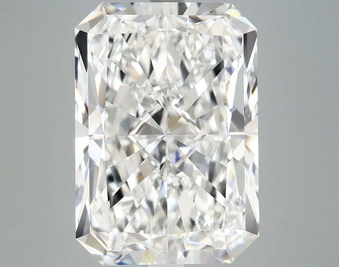 IGI Radiant 9.53ct E VVS2 - Loose Lab Diamond: IGI Radiant 9.53ct E VVS2 - Loose Lab Diamond Item Specifics: Source: This Is A Real Diamond Grown In A Lab Not Mined. Carat: 9.53 Cut: - Color: E Clarity: VVS2 Polish: EX Symmetry: EX Measurements: 1