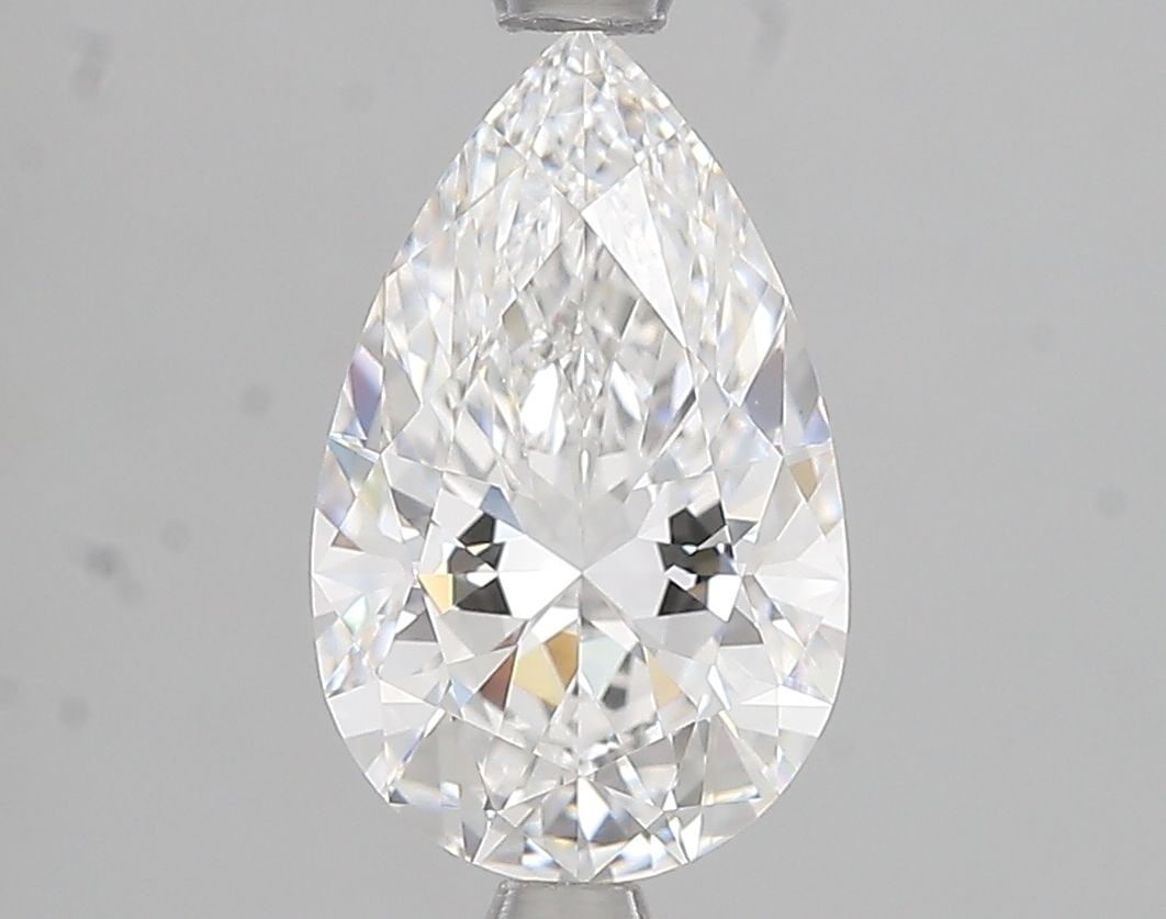 IGI Pear 2.0ct E VVS1 - Loose Lab Diamond: IGI Pear 2.0ct E VVS1 - Loose Lab Diamond Item Specifics: Source: This Is A Real Diamond Grown In A Lab Not Mined. Carat: 2.0 Cut: - Color: E Clarity: VVS1 Polish: EX Symmetry: EX Measurements: 11.31L
