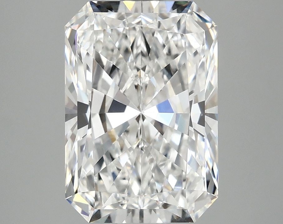 IGI Radiant 3.08ct E VVS2 - Loose Lab Diamond: IGI Radiant 3.08ct E VVS2 - Loose Lab Diamond Item Specifics: Source: This Is A Real Diamond Grown In A Lab Not Mined. Carat: 3.08 Cut: - Color: E Clarity: VVS2 Polish: EX Symmetry: EX Measurements: 1