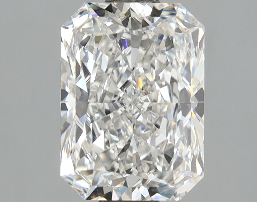IGI Radiant 2.05ct E VVS2 - Loose Lab Diamond: IGI Radiant 2.05ct E VVS2 - Loose Lab Diamond Item Specifics: Source: This Is A Real Diamond Grown In A Lab Not Mined. Carat: 2.05 Cut: - Color: E Clarity: VVS2 Polish: EX Symmetry: EX Measurements: 8
