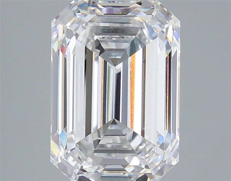 IGI Emerald 4.5ct D VVS2 - Loose Lab Diamond: IGI Emerald 4.5ct D VVS2 - Loose Lab Diamond Item Specifics: Source: This Is A Real Diamond Grown In A Lab Not Mined. Carat: 4.5 Cut: - Color: D Clarity: VVS2 Polish: EX Symmetry: EX Measurements: 10.