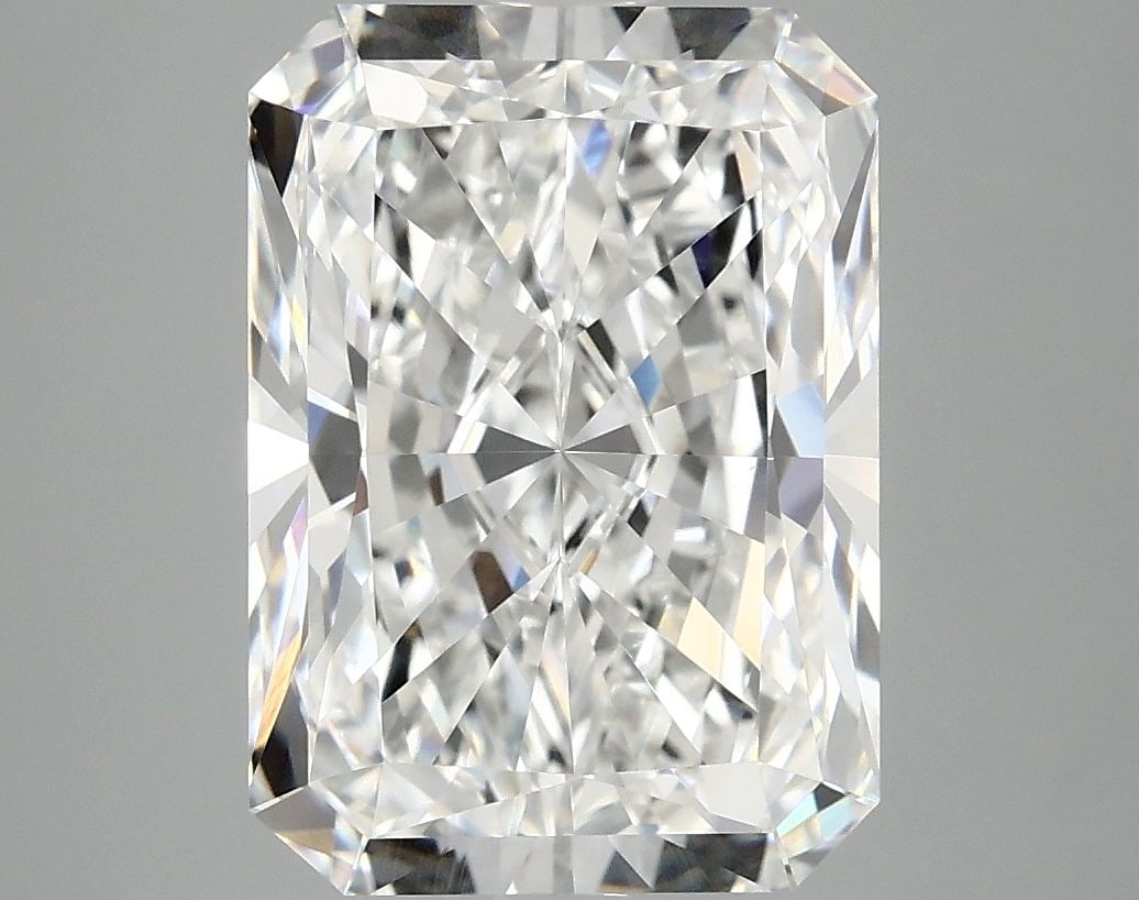 IGI Radiant 4.9ct E VVS2 - Loose Lab Diamond: IGI Radiant 4.9ct E VVS2 - Loose Lab Diamond Item Specifics: Source: This Is A Real Diamond Grown In A Lab Not Mined. Carat: 4.9 Cut: - Color: E Clarity: VVS2 Polish: EX Symmetry: EX Measurements: 11.