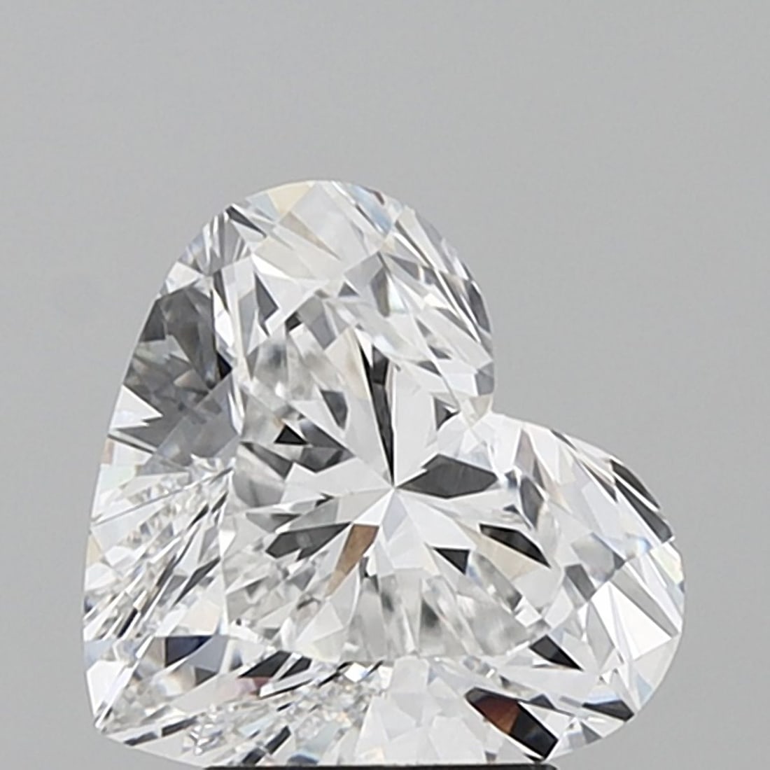 IGI Heart 3.52ct D VVS2 - Loose Lab Diamond: IGI Heart 3.52ct D VVS2 - Loose Lab Diamond Item Specifics: Source: This Is A Real Diamond Grown In A Lab Not Mined. Carat: 3.52 Cut: - Color: D Clarity: VVS2 Polish: EX Symmetry: EX Measurements: 9.4